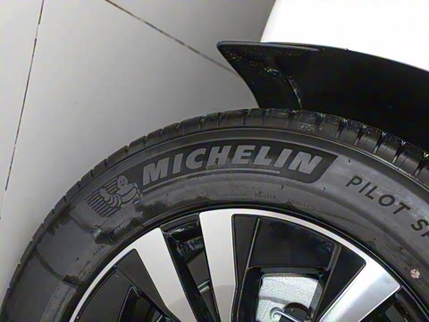 2022�� B5 ���������˶���