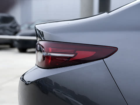 2021�� 2.0L �Զ���ҫ��