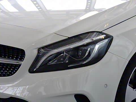 2017�� �Ŀ� A 200 ʱ����