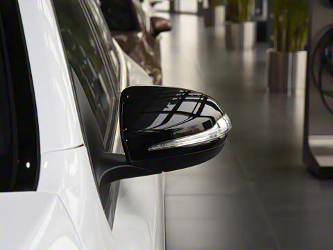 2021�� EQC 350 4MATIC