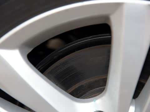 2016�� 1.5L �ֶ������� ��V