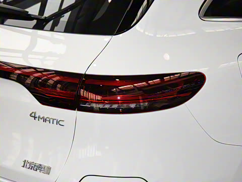 2021�� EQC 350 4MATIC