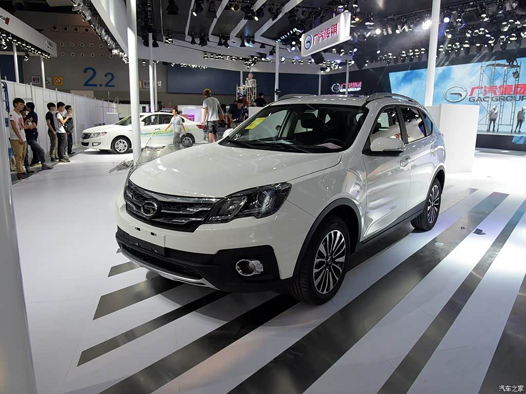 汽车图片 广汽传祺 传祺gs5 super 2016款 1.8t 自动四驱周年纪念版