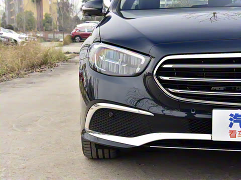 2021�� �Ŀ� E 300 L ʱ����