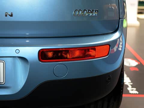 2016�� �Ŀ� 1.5T COOPER ���ͼҰ�