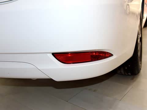 2016�� 1.5L �ֶ������