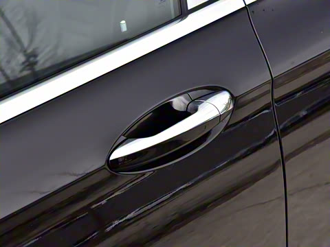 2021�� �Ŀ� E 300 L �˶�ʱ����