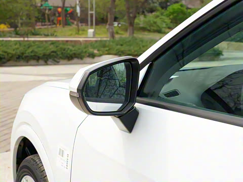 2021�� 35 TFSI ����������