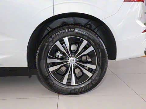 2022�� B5 ���������˶���