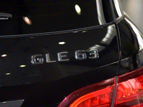 2015�� AMG GLE 63 4MATIC