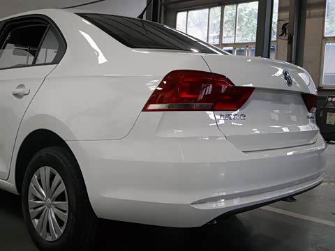 2016�� 1.6L �ֶ����а�