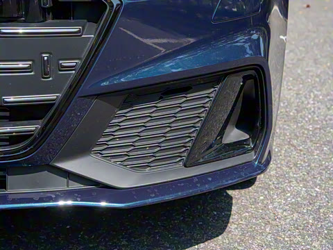 2022�� 55 TFSI quattro S-line ��Զ���׺���װ