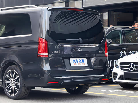 2021�� V 260 L ����������