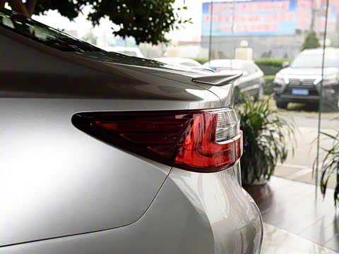 2015�� 200 ���ʰ�