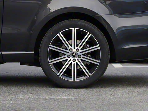 2021�� V 260 L ����������