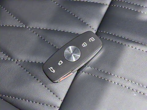 2022�� 400TGI �콢��