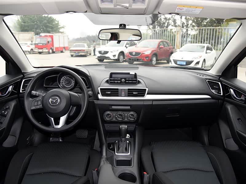 长安马自达 马自达3 axela昂克赛拉 2016款 两厢 1.5l 自动舒适型