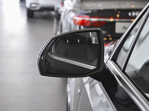 2022�� 45 TFSI quattro S line�˶���