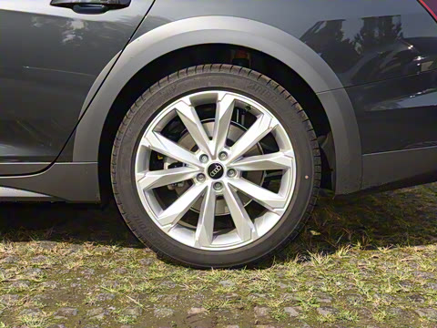 2022�� allroad quattro ̽���� 55 TFSI ����ԽҰ��