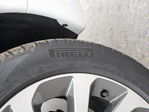 2022�� 249PS R-Dynamic S ���ܰ� 5��