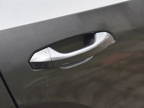 2022�� 55 TFSI ����������