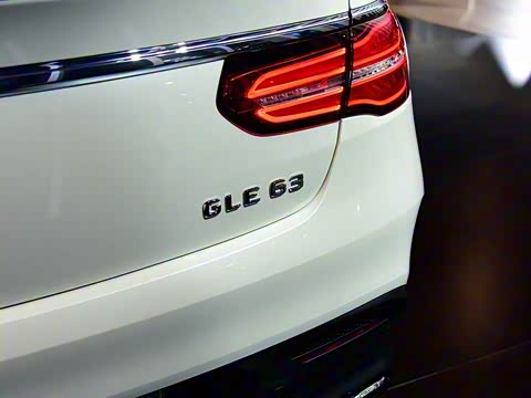 2015�� AMG GLE 63 4MATIC ����SUV