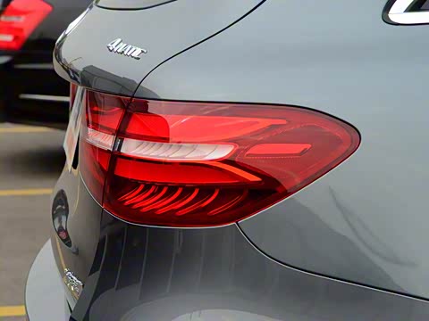 2016�� GLC 260 4MATIC ������