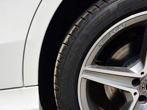 2017�� �Ŀ� C 200 4MATIC ���нγ�