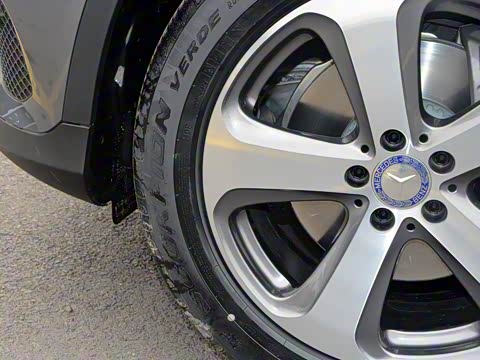 2016�� GLC 260 4MATIC ������