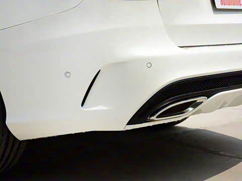 2017�� �Ŀ� C 200 4MATIC ���нγ�