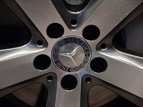 2016�� GLC 300 4MATIC ������