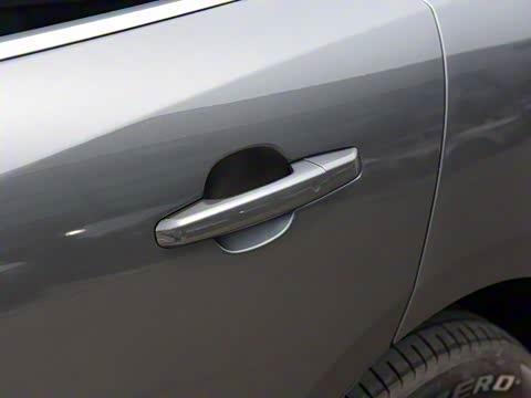 2018�� 2.0T ����R-Sport�˶���