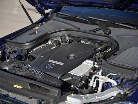 2016�� GLC 260 4MATIC ������