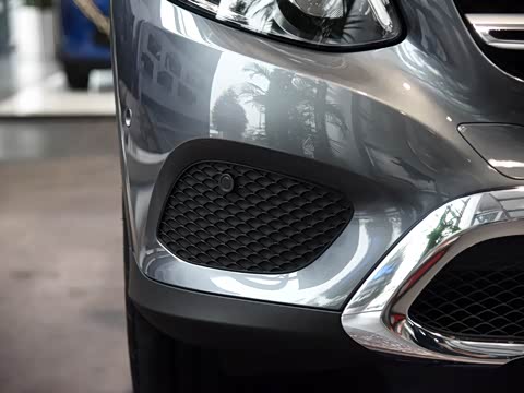 2016�� GLC 300 4MATIC ������