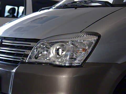 2016�� M5 2.0L 7�����������