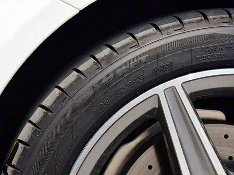 2017�� �Ŀ� C 200 4MATIC ���нγ�