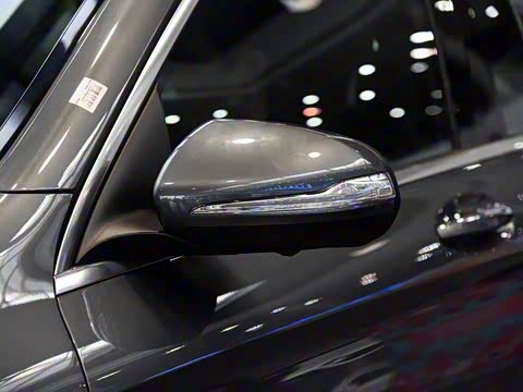 2016�� GLC 300 4MATIC ������