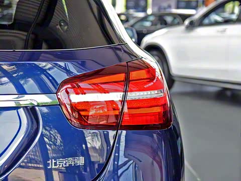 2017�� GLA 200 ������