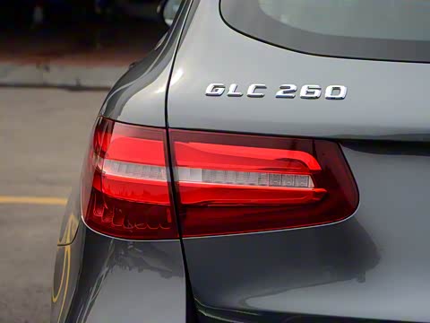 2016�� GLC 260 4MATIC ������