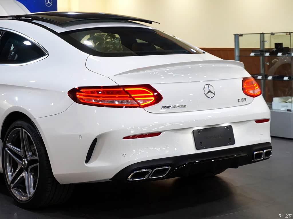 梅赛德斯-amg 奔驰c级amg 2016款 amg c 63 coupe